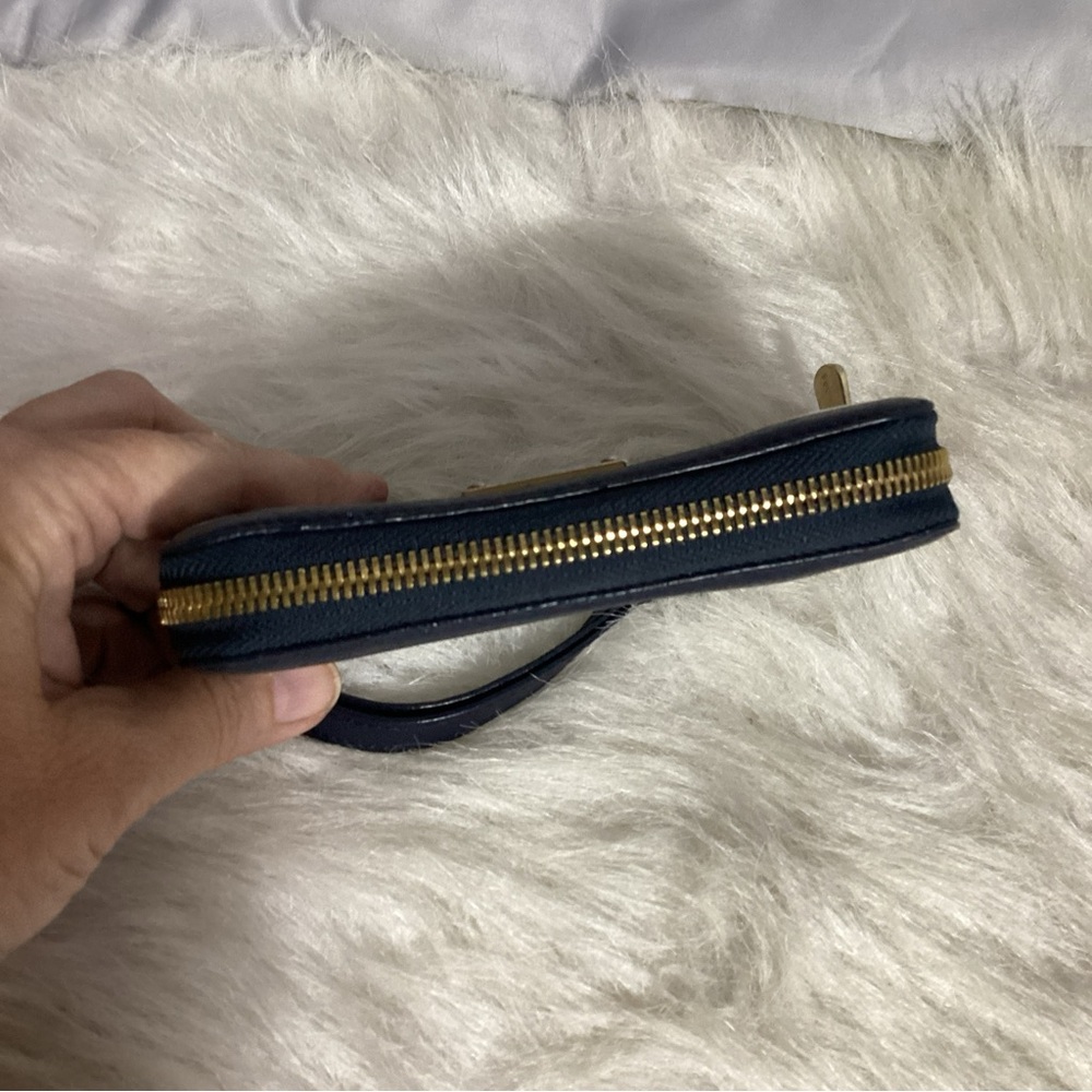 Michael Kors Blue/ White Striped Zip Around Clutch Wristlet Wallet - Picture 5 of 12